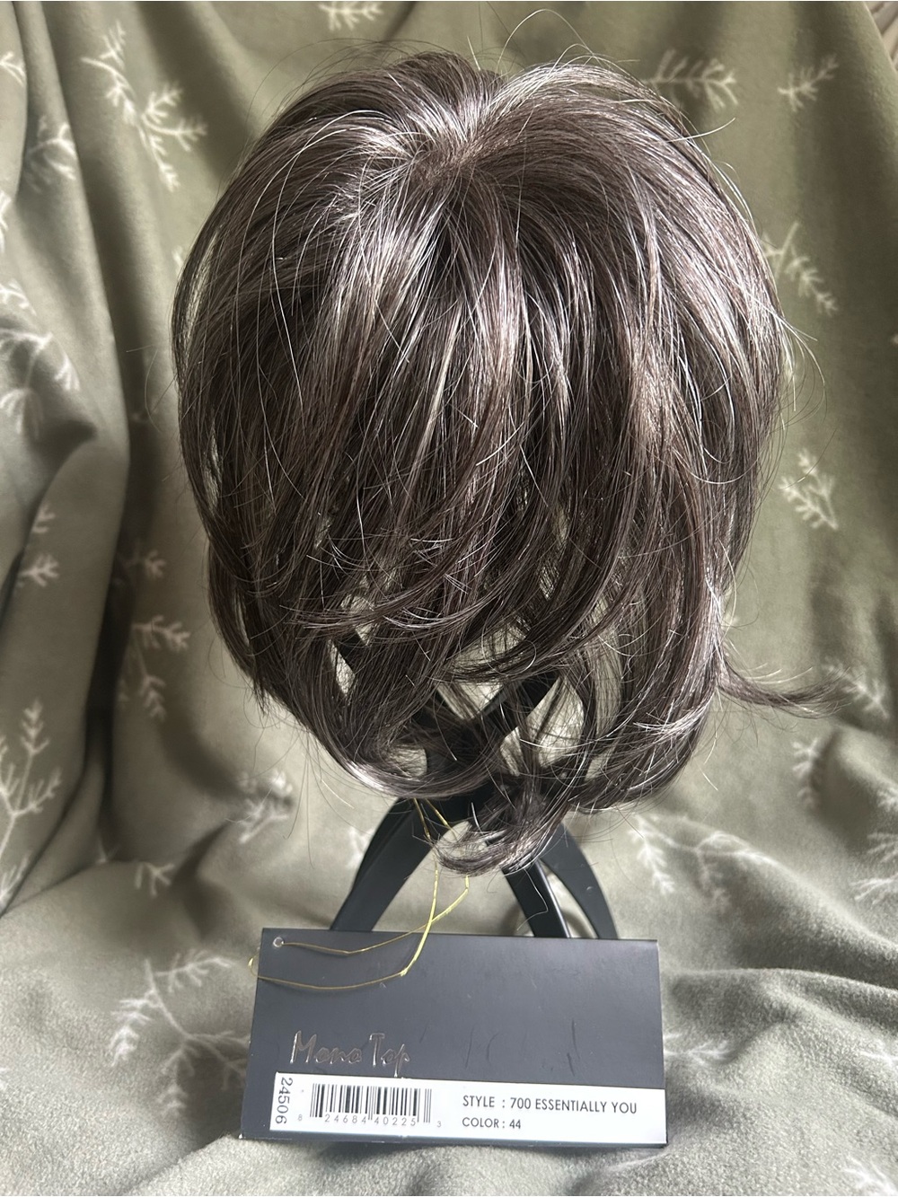 Jon Renau Short Topper in Marble Fudge (44) - Essentially You - Picture 6 of 6